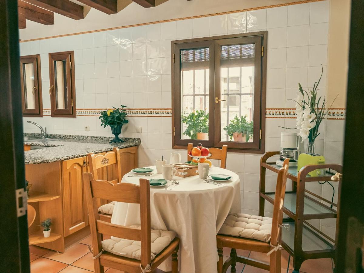 El Pajar De Trescasas Villa Sonsoto Exterior photo